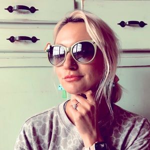 Olive RAINBOW 🌈 sunglasses glam fancy big huge